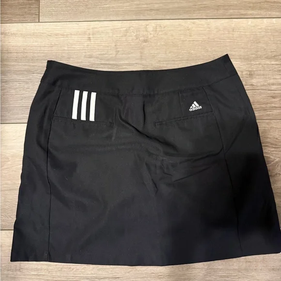 adidas Black A-Line Mini Skort - Picture 3 of 4
